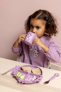 Tasse d'apprentissage en silicone - Mrs. Peacock