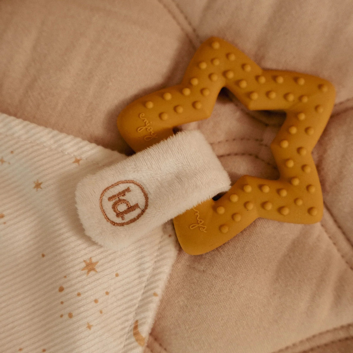 Doudou avec anneau de dentition - Newborn Naturals